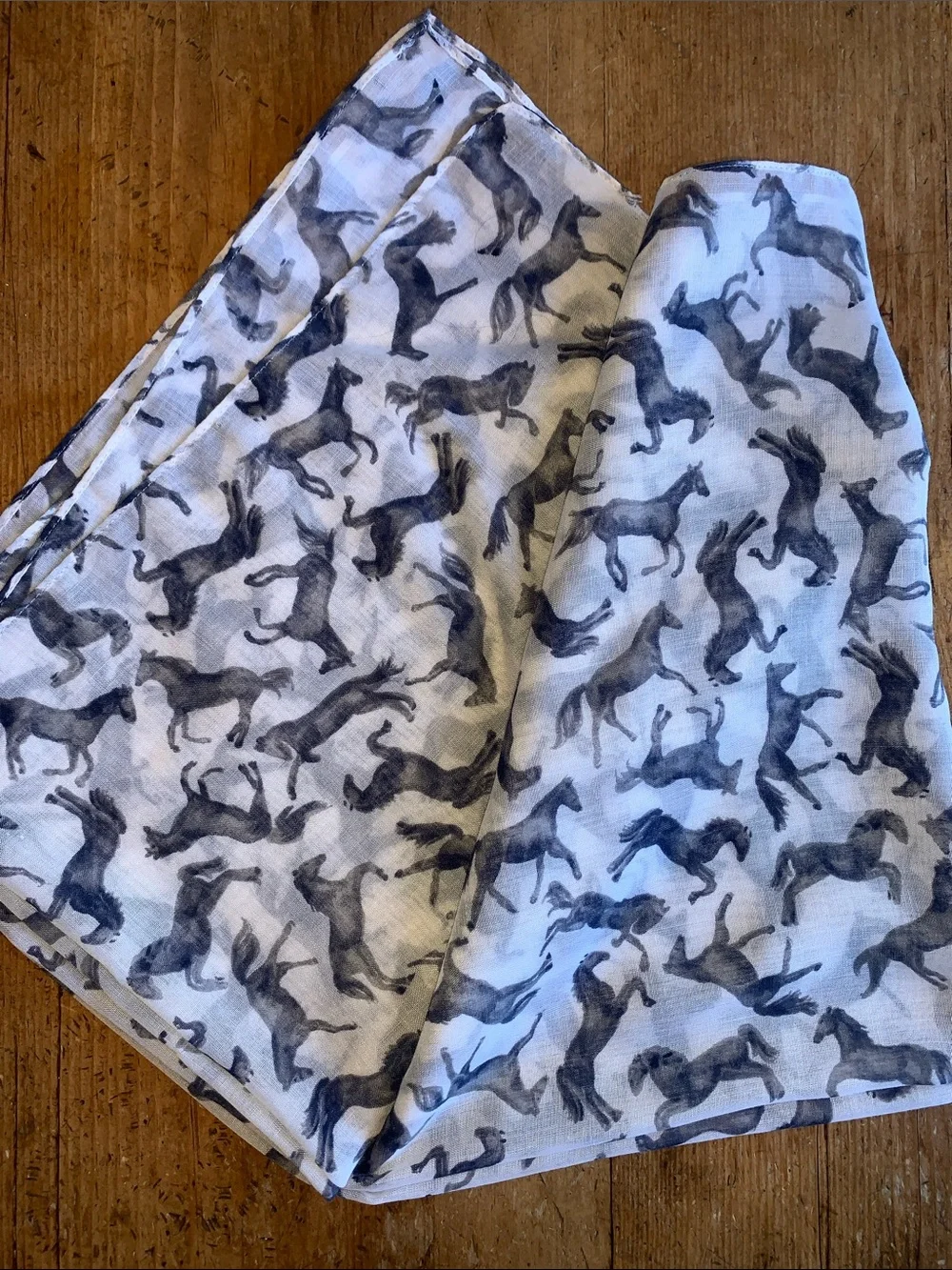 Joules lightweight scarf